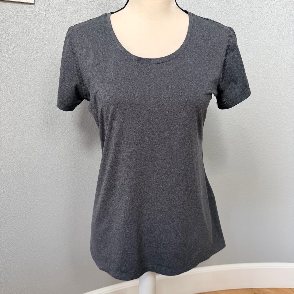 Columbia Women's Short-Sleeve Scoop Neck Tee - Charcoal Gray